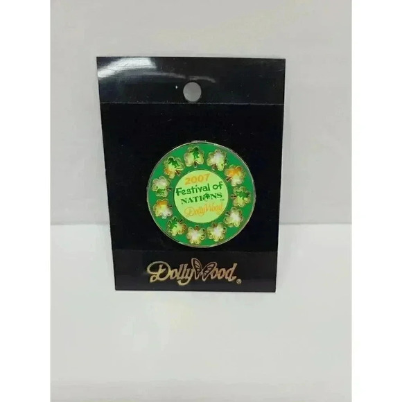 Dollywood Pin 2007 Festival Of Nations Clover Leaf Spining Wheel - Picture 2 of 4
